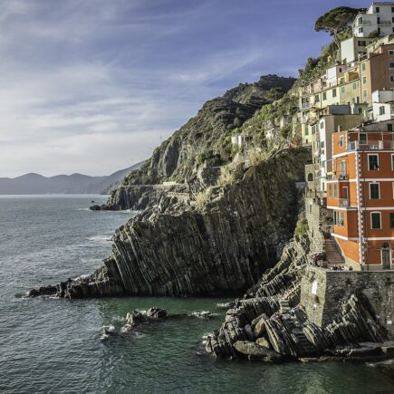 une photo des 5 terres en italie